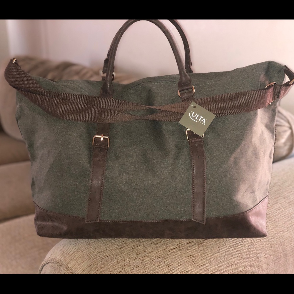 ULTA Beauty Overnight Duffle Bag/Tote NWT